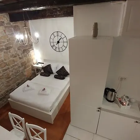 Center Of * スプリト